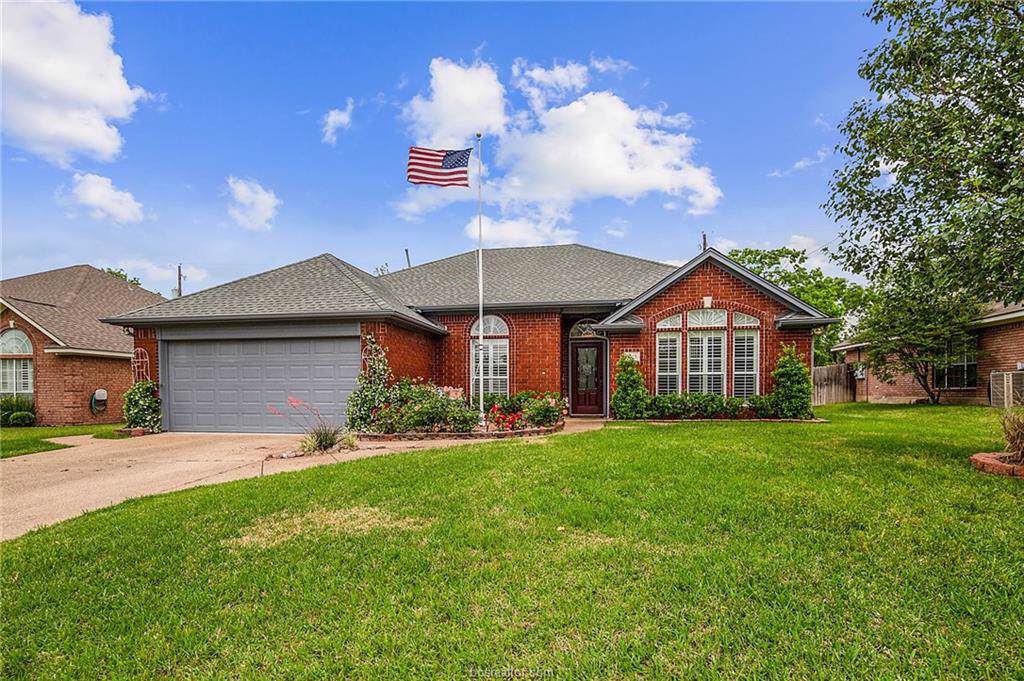 4513 Warwick Lane - Photo 1