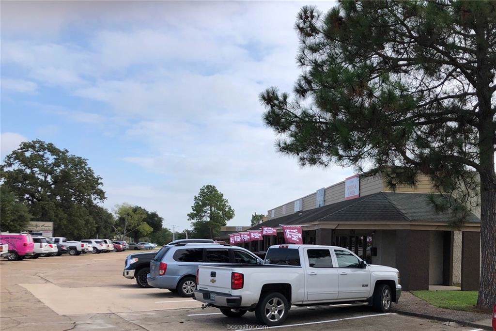 1804 Brothers Boulevard - Photo 1