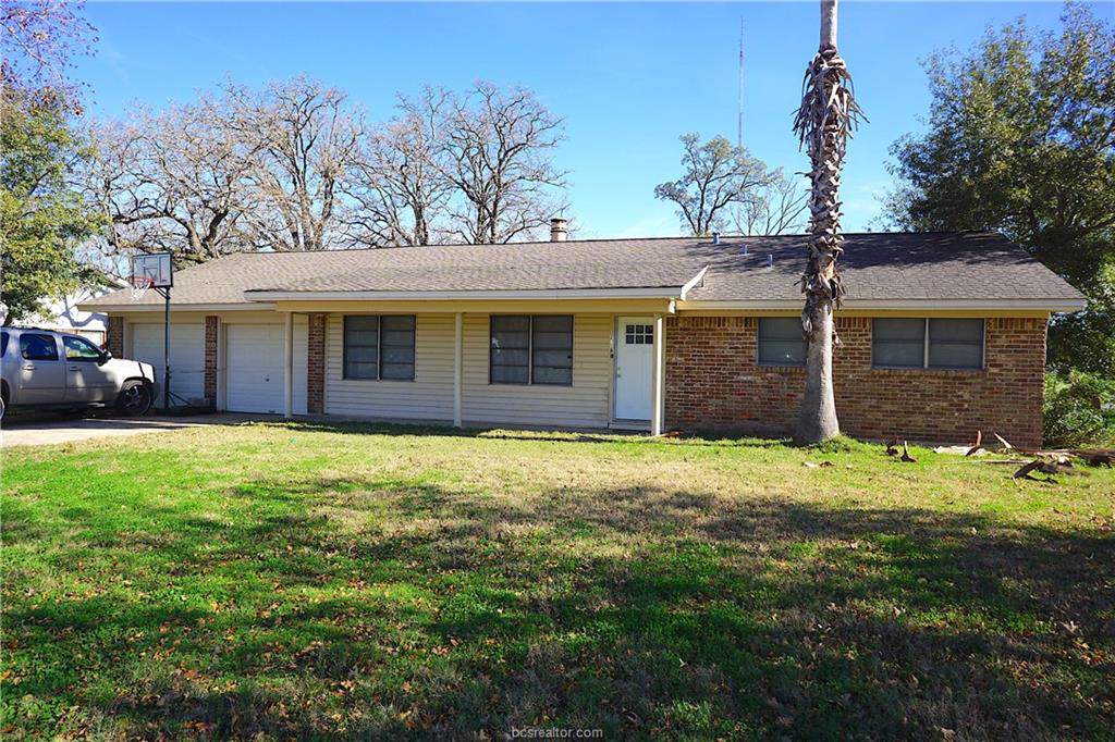 2319 Wayside - Photo 1