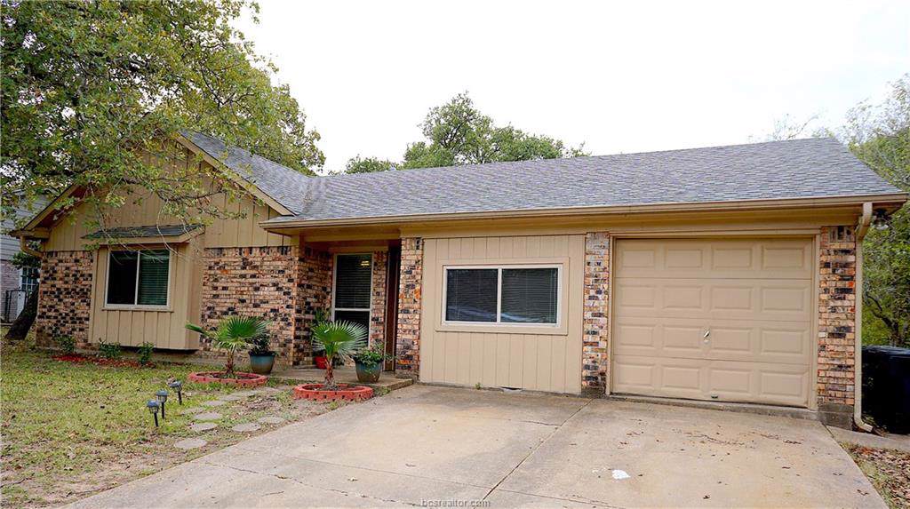1110 Westover Street - Photo 1