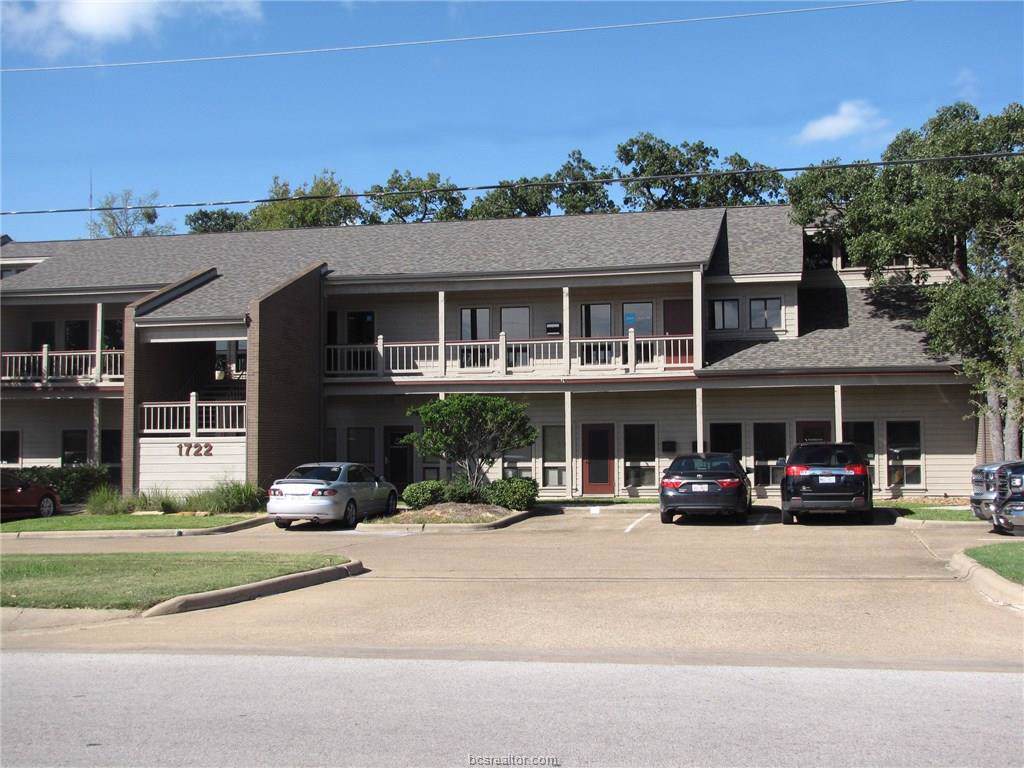 1722 Broadmoor Drive - Photo 1