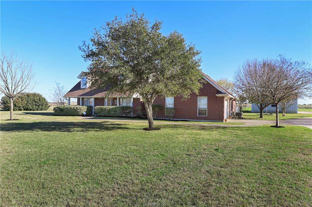 4512 North Country Court - Photo 1