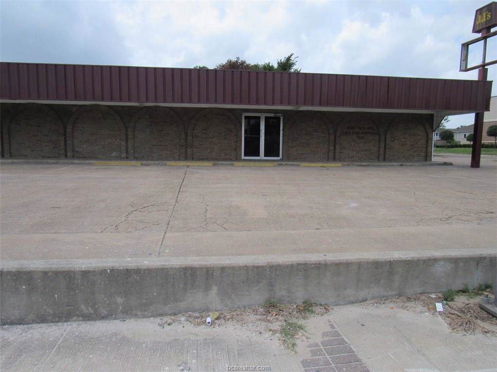 1600 Texas Ave - Photo 1