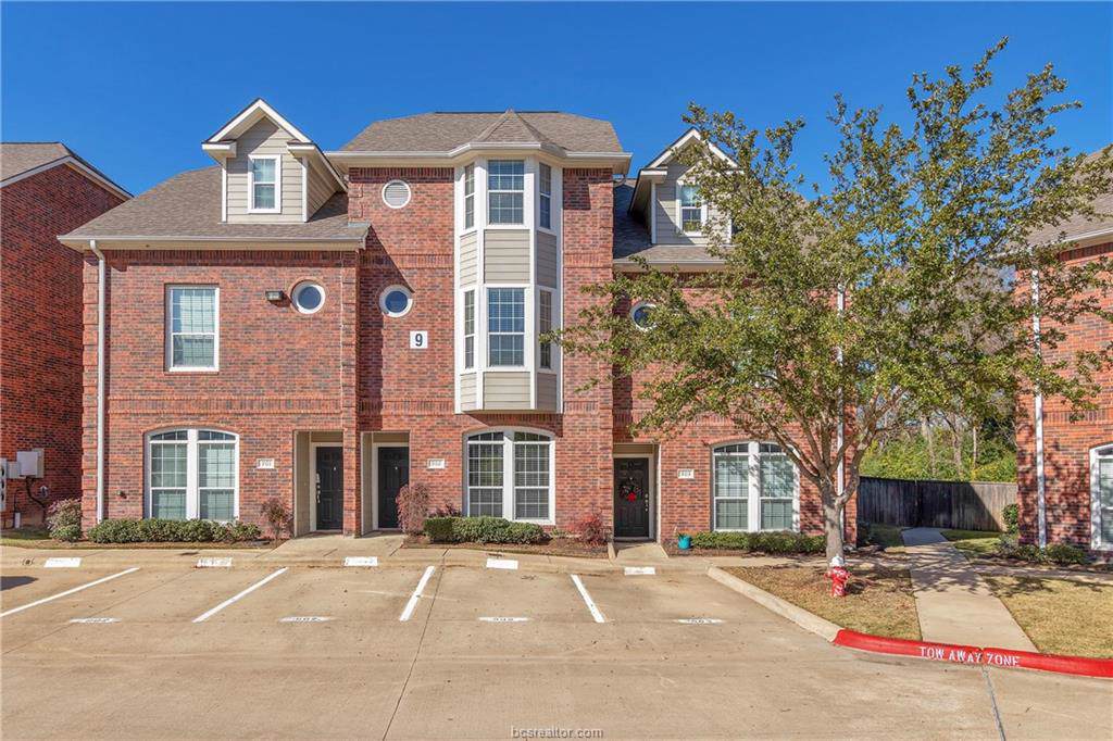305 Holleman Drive - Photo 1