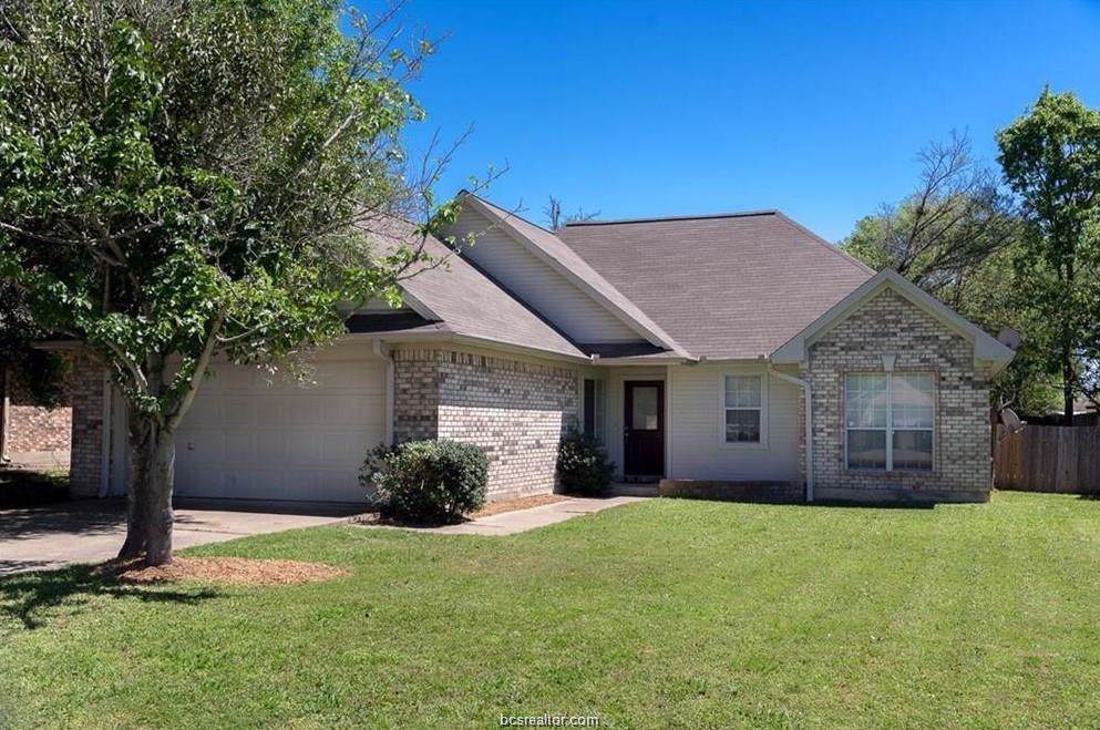 1002 Bayou Woods Drive - Photo 1