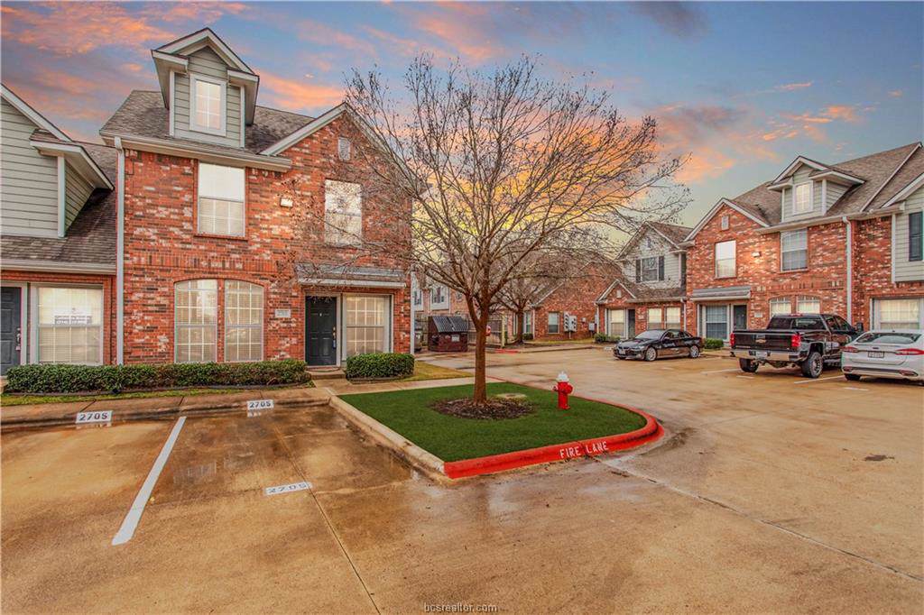 1001 Krenek Tap Road - Photo 1