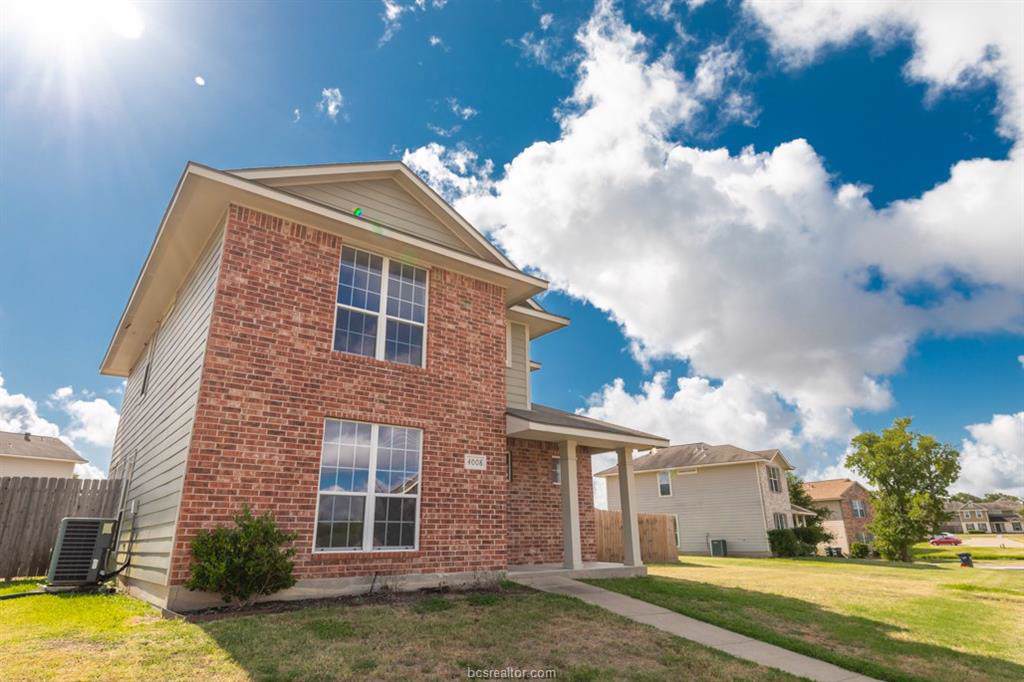 513 Camp Court - Photo 1