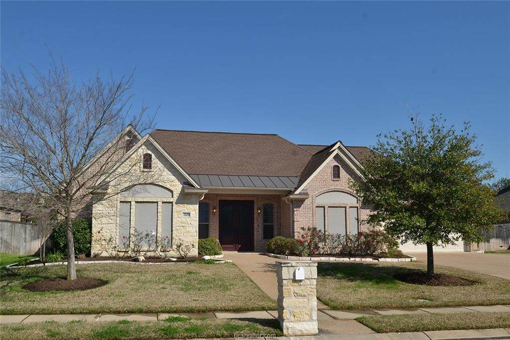 3308 Woodcrest - Photo 1