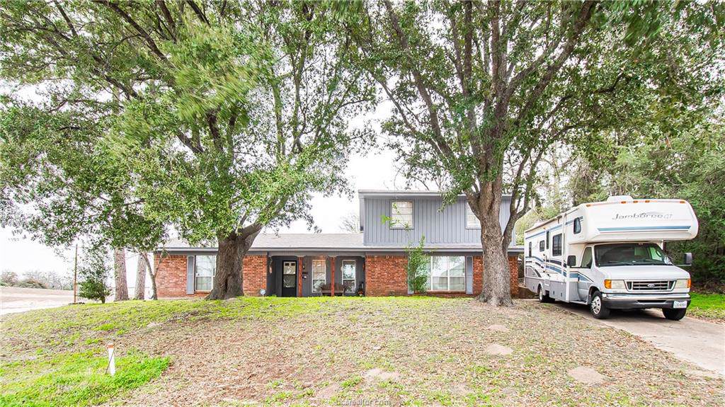 1 Lakeview Dr - Photo 1 1 Lakeview Dr - Photo 1