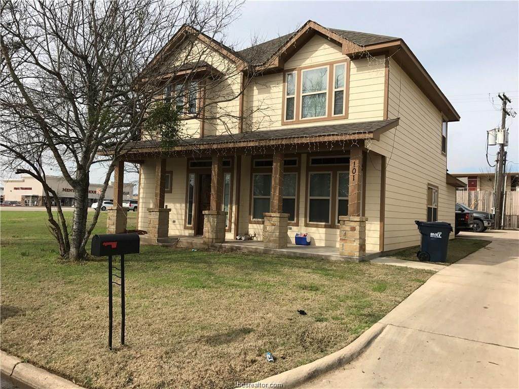 101 Richards Street - Photo 1