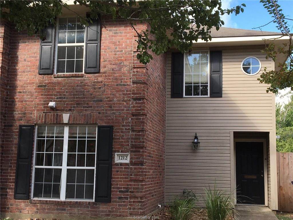 1212,1214 Oney Hervey Drive - Photo 1