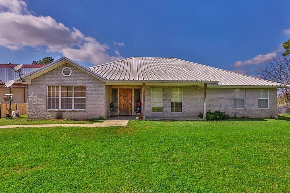 390 Flynt Road - Photo 1