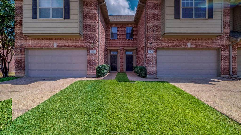 1425 Villa Maria - Photo 1