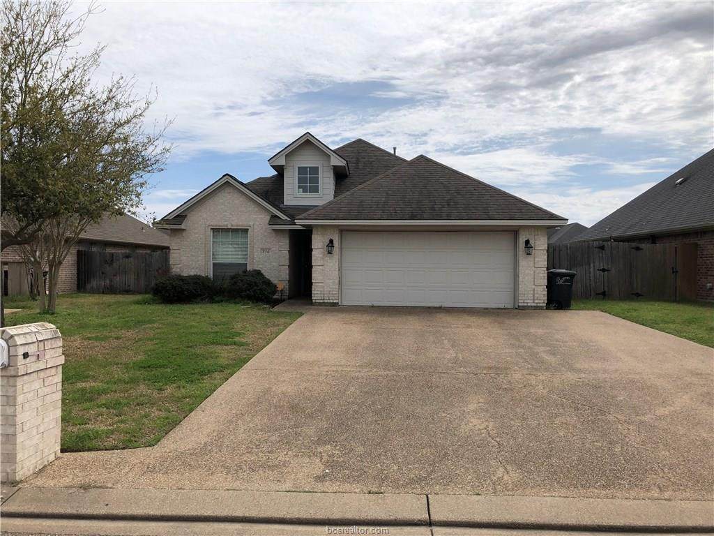 936 Crystal Dove Avenue - Photo 1