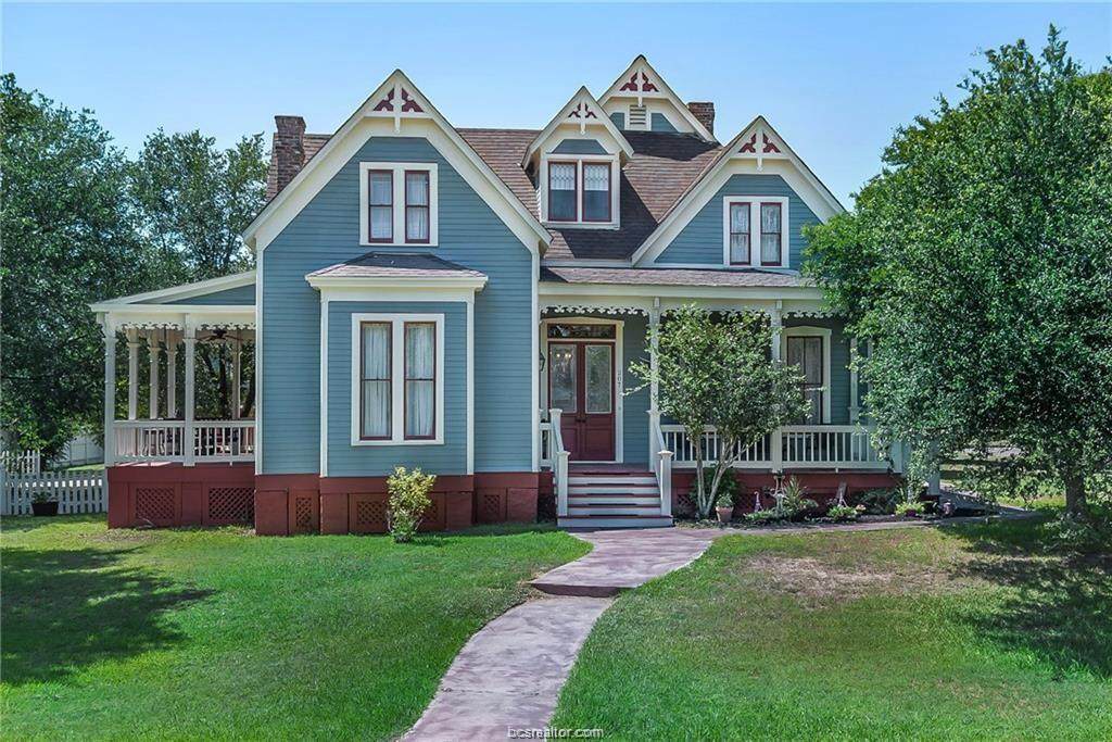 207 Texas Street - Photo 1