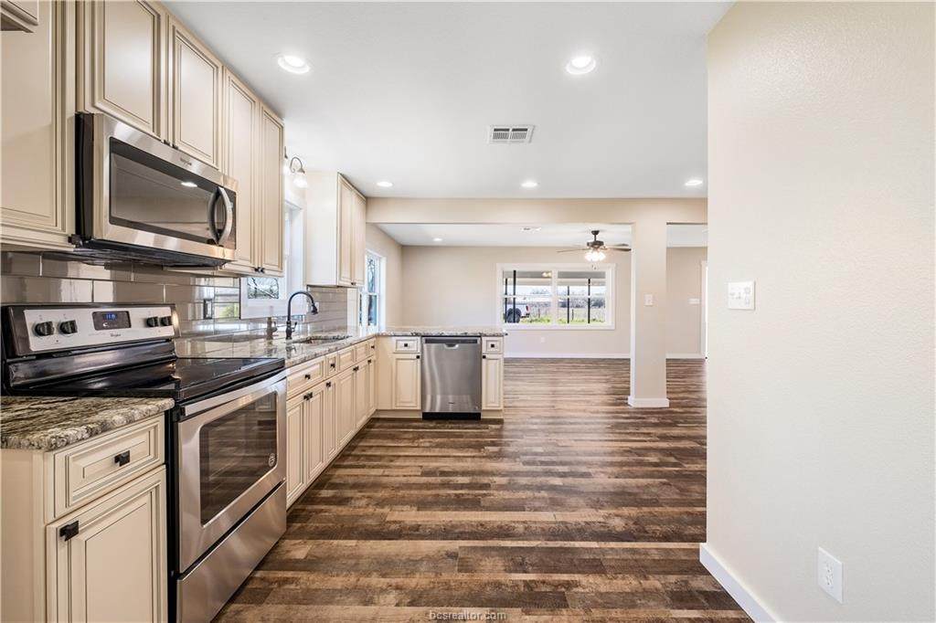 1233 Ellis Street - Photo 1