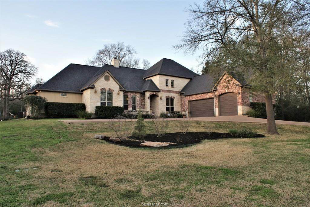 9412 Belgrave - Photo 1