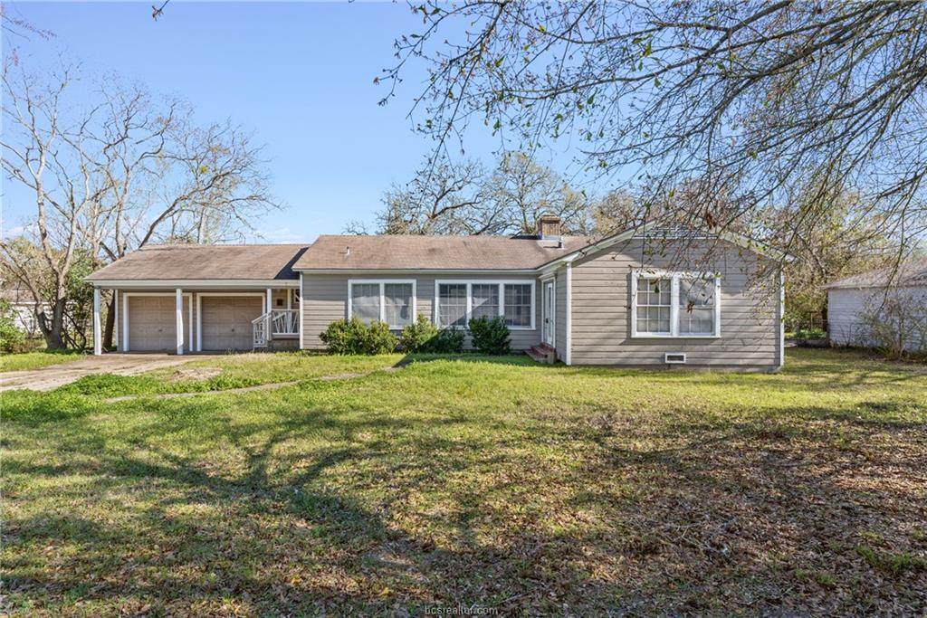 703 Inwood Drive - Photo 1