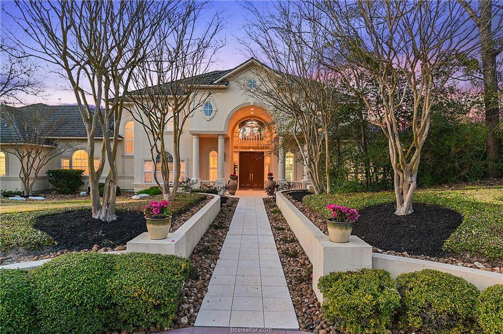 6010 Augusta Circle - Photo 1