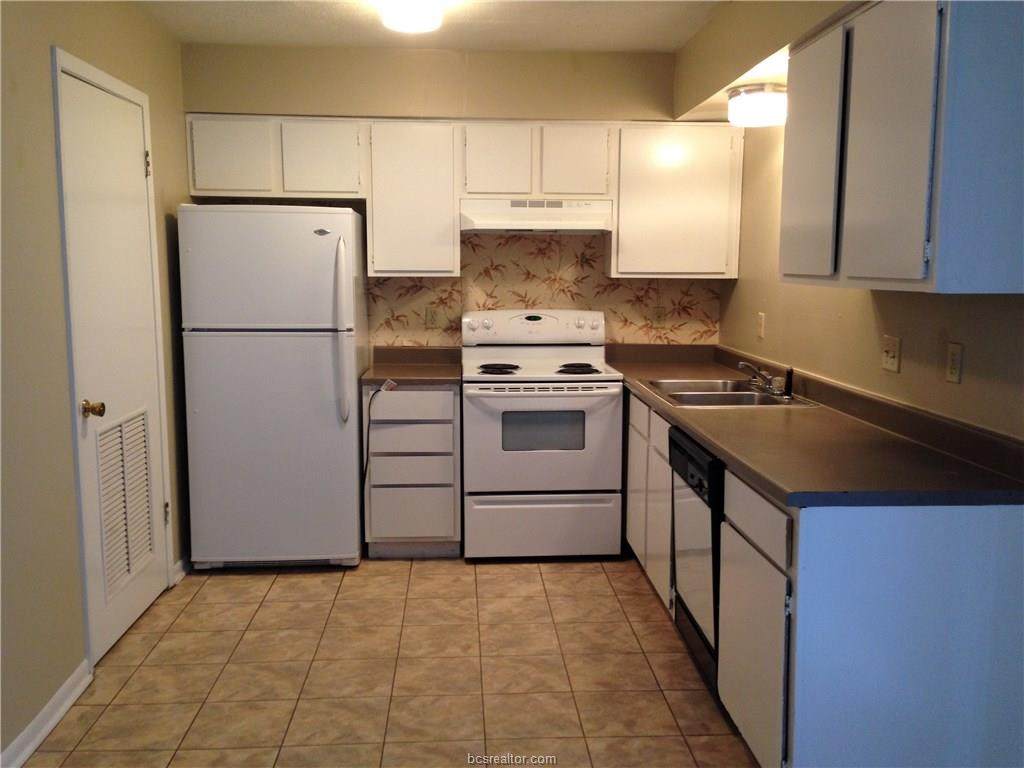 809 San Pedro Drive - Photo 1