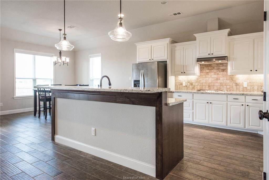 15602 Shady Brook Lane - Photo 1