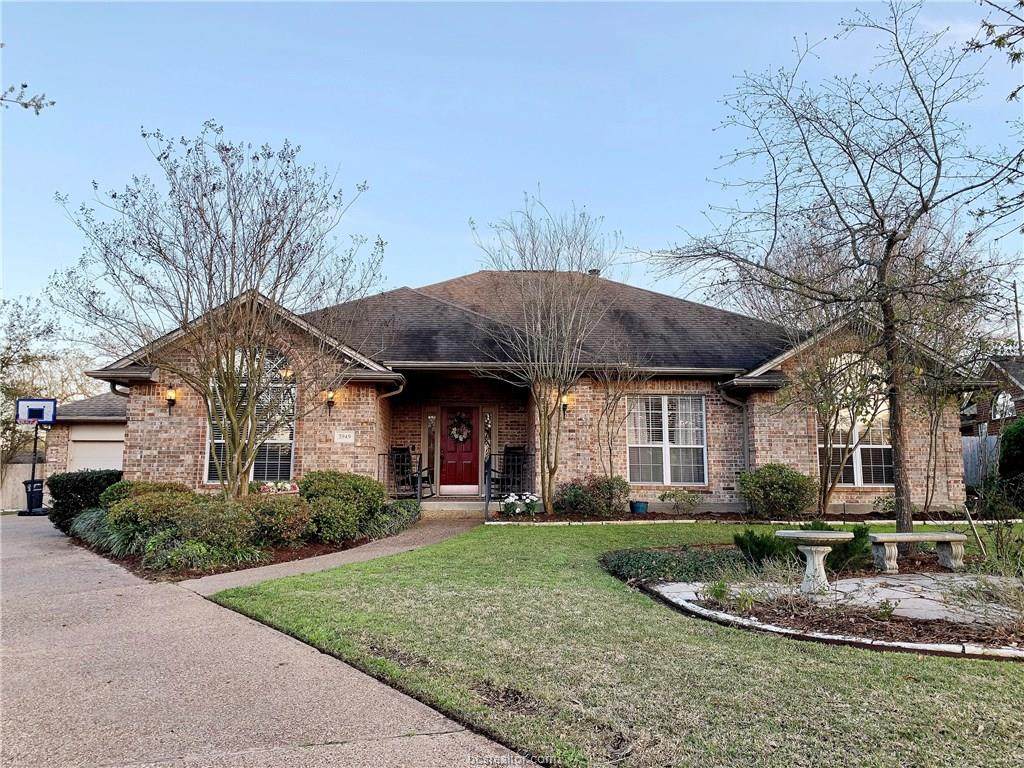 3949 Robin Trail - Photo 1