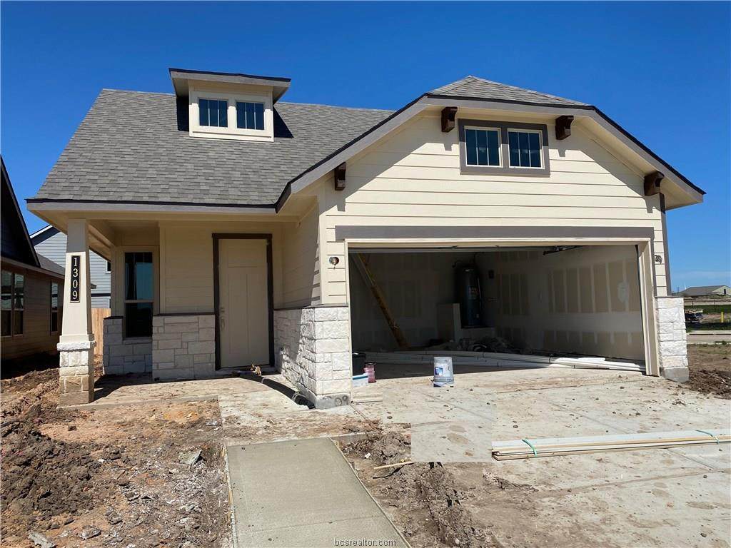 1309 Mcqueeny Drive - Photo 1