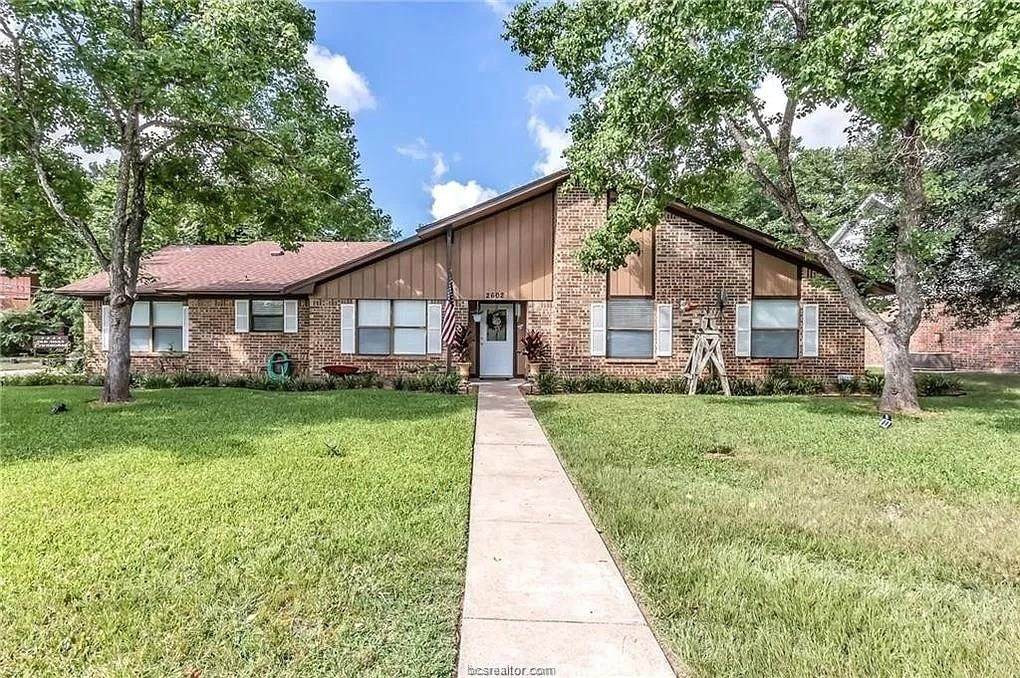 2602 Briar Oaks Drive - Photo 1
