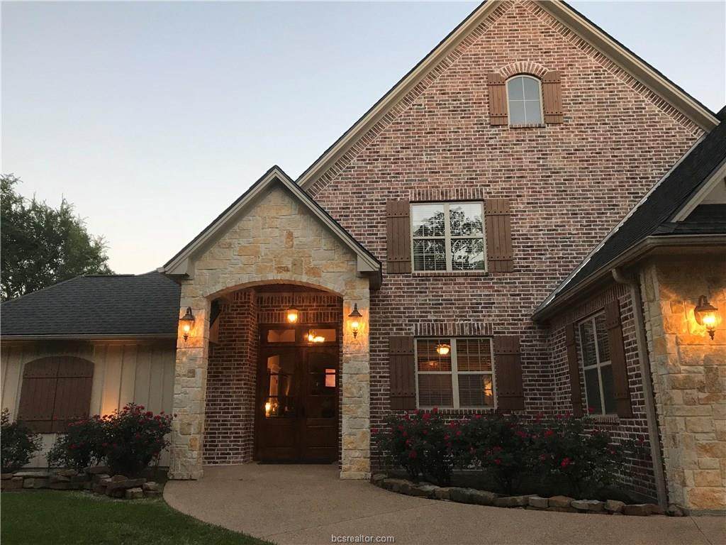 4809 Wayne Court - Photo 1