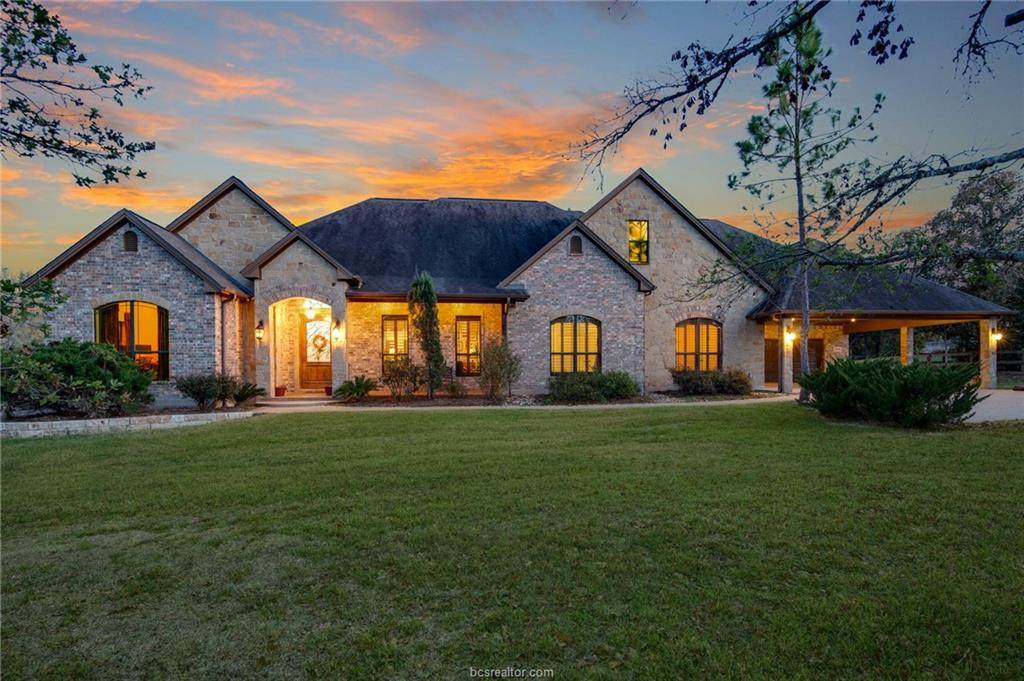 4808 Wayne Court - Photo 1
