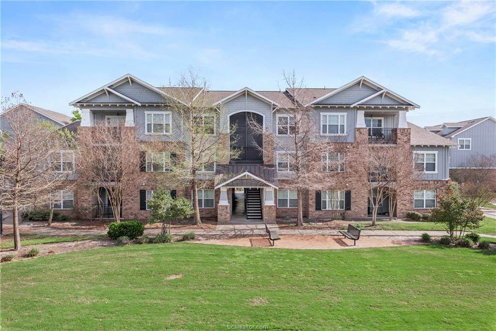 1725 Harvey Mitchell Parkway - Photo 1