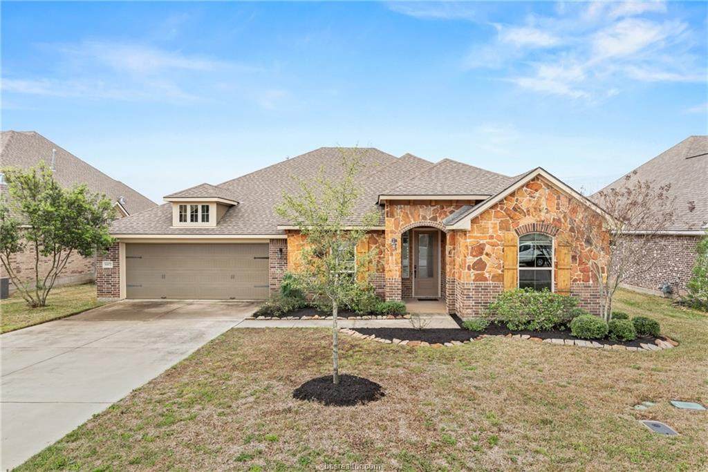 4402 Hadleigh Lane - Photo 1