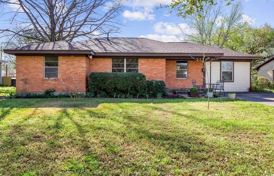 508 Kyle Avenue - Photo 1