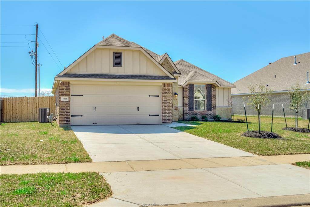 7421 Masters Drive - Photo 1