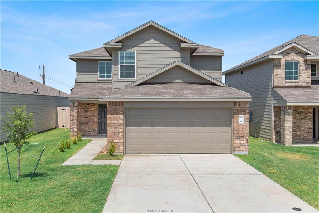 2005 Oakwood Forest Drive - Photo 1