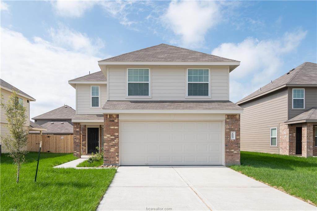 1004 Marquis Drive - Photo 1