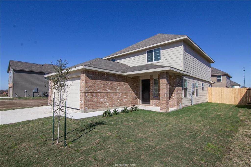 1005 Marquis Drive - Photo 1