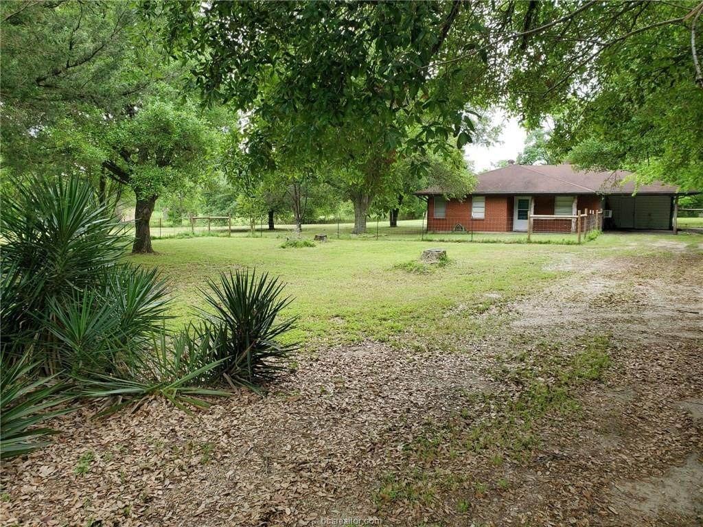 22299 Fm 39 - Photo 1 22299 Fm 39 - Photo 1