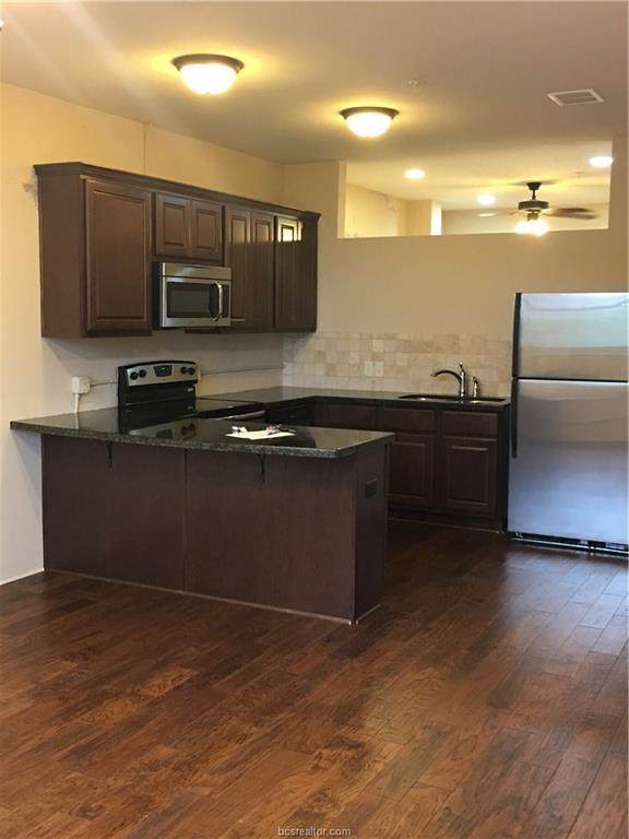 206 Main Street - Photo 1