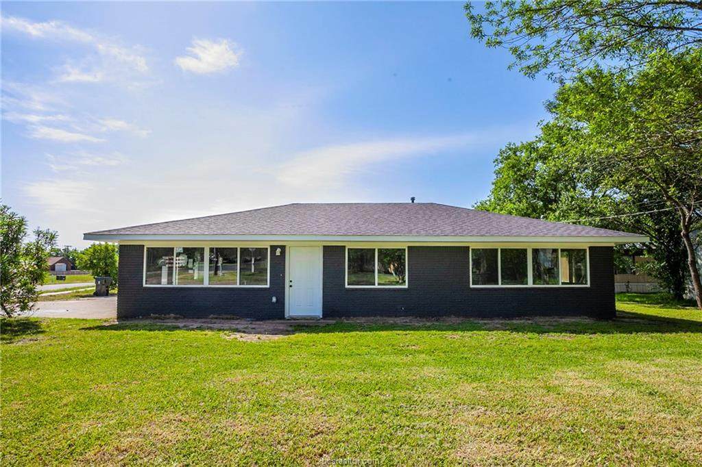 3001 Stevens Drive - Photo 1 3001 Stevens Drive - Photo 1