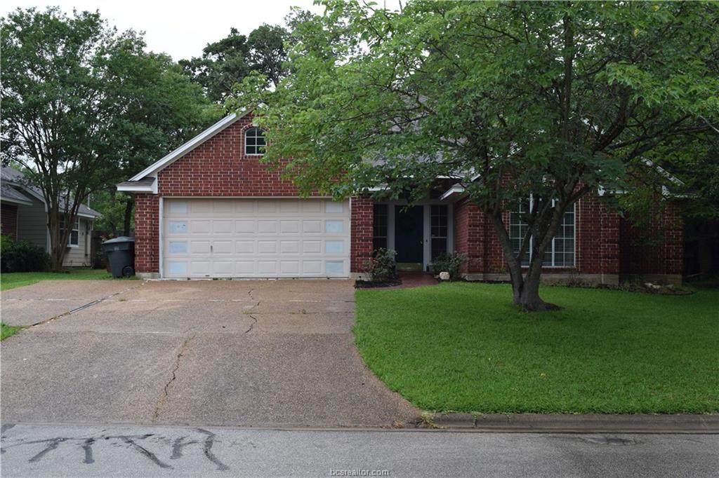 1307 Bayou Woods Drive - Photo 1