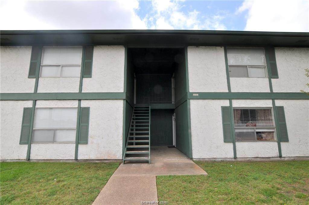 806 Natalie Street - Photo 1