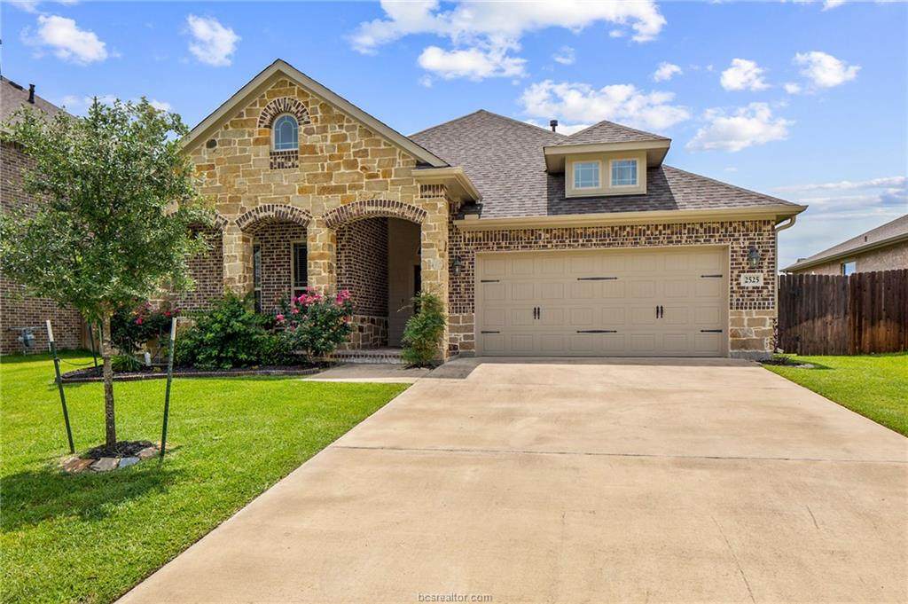 2525 Kimbolton Drive - Photo 1