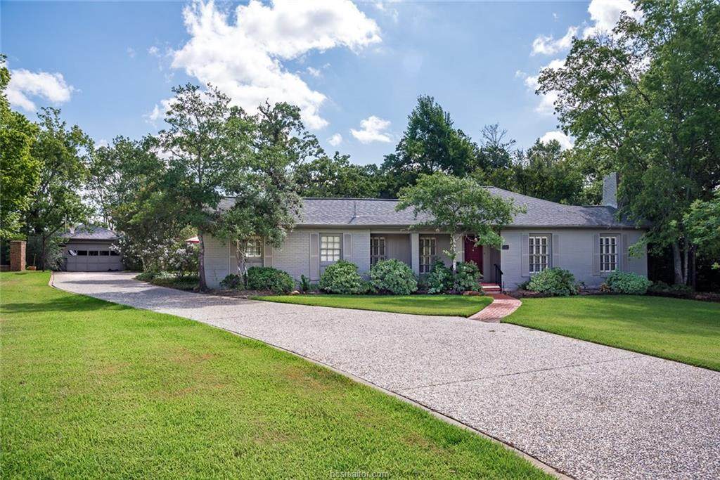 501 Brookside E. Drive - Photo 1
