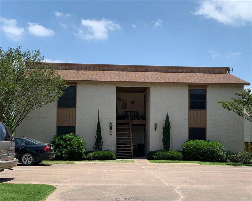 1504 Oakdale Circle - Photo 1