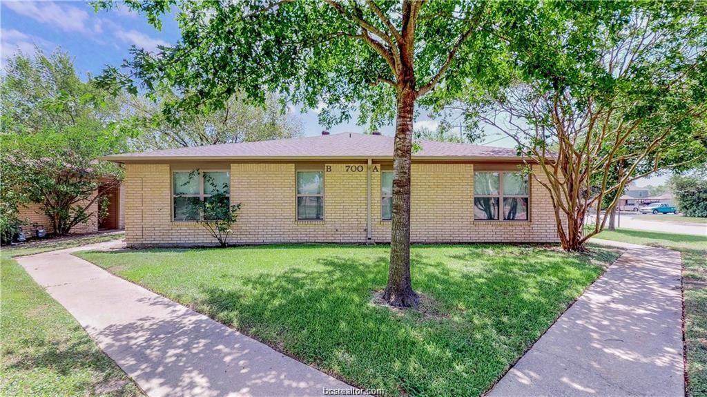 700 Wellesley Court - Photo 1