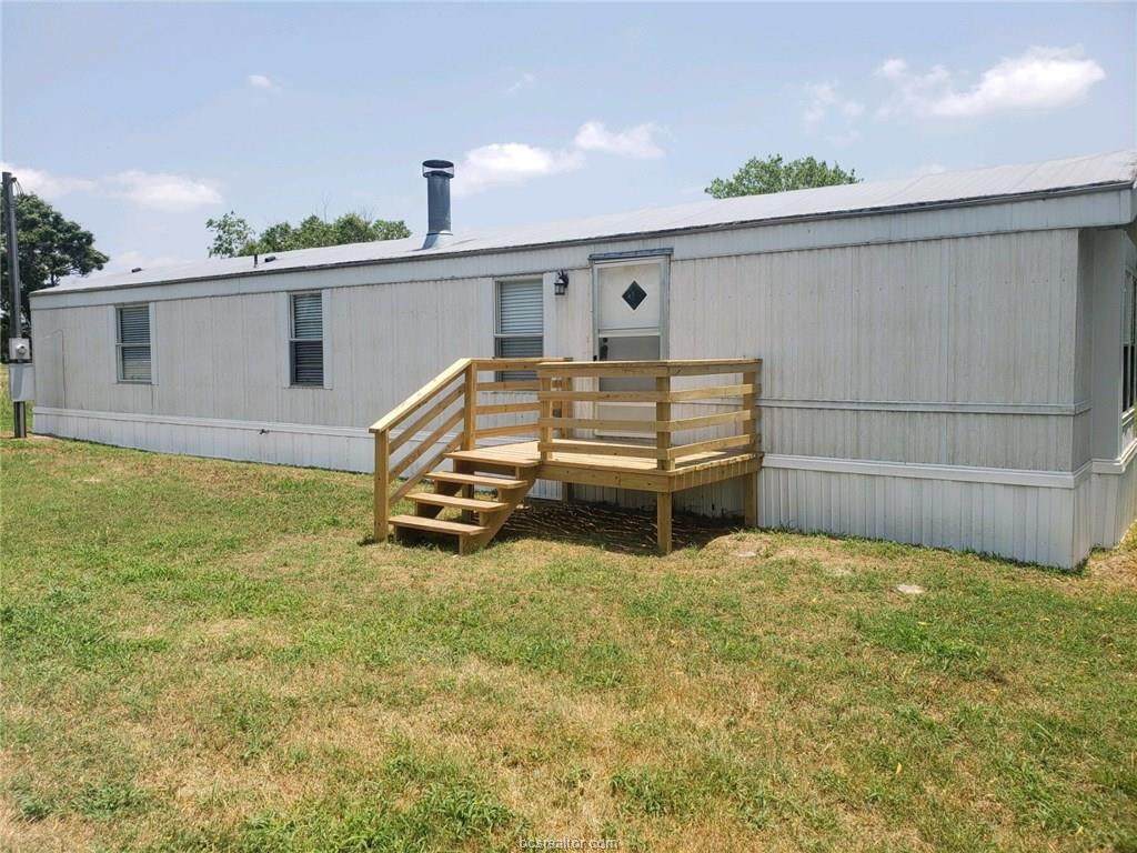 7879 County Road 102 - Photo 1