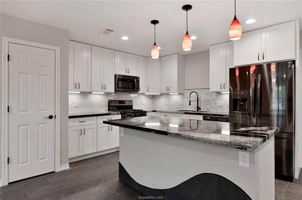 603 Ethel - Photo 1
