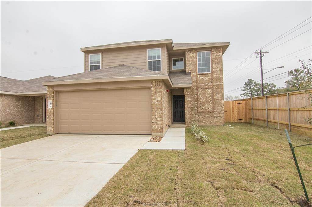 2000 Oakwood Forest Drive - Photo 1