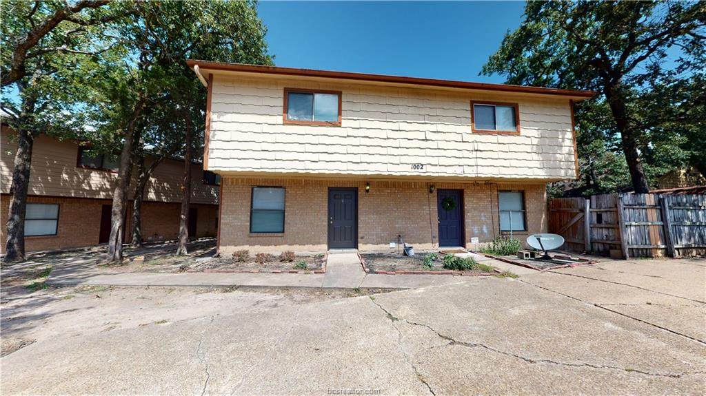 1002 Verde Drive - Photo 1